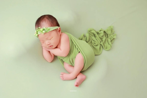 东明宝宝拍嗝吐奶 东明宝宝拍嗝吐奶